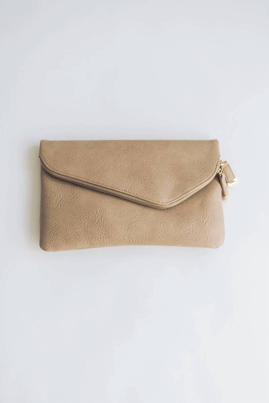 NEW FALCON PARK stella crossbody clutch in natural